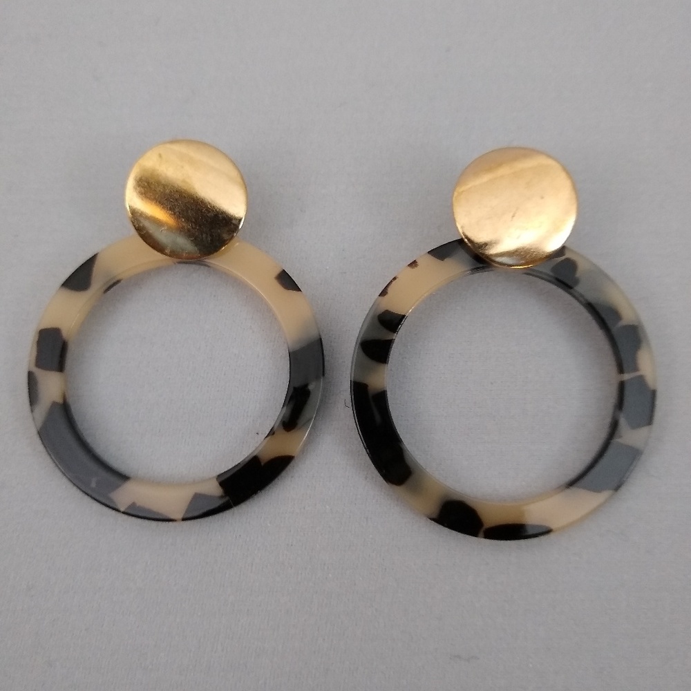 New Ivonne Destination Statement Drop Earrings